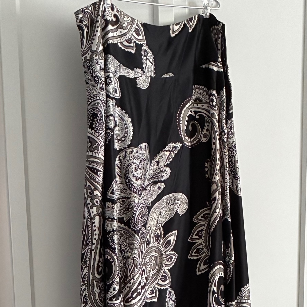 Soft surroundings black paisley maxi skirt